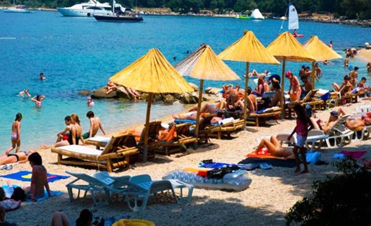 Paradise Beach Apartments Rovinj Buitenkant foto