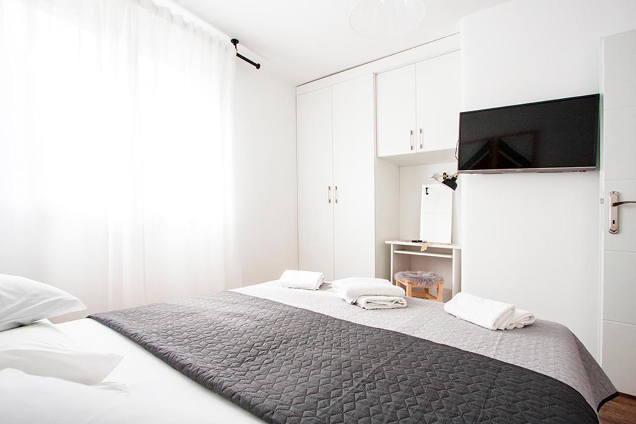 Paradise Beach Apartments Rovinj Buitenkant foto