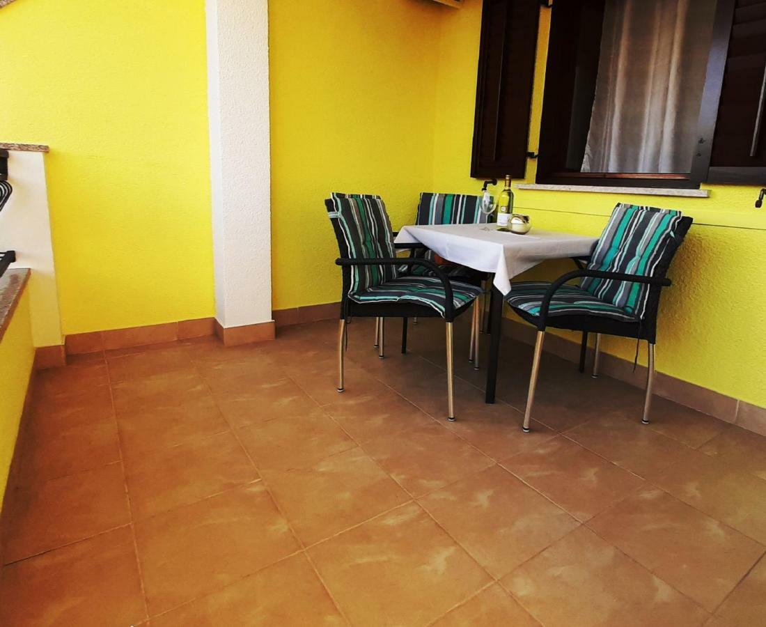 Paradise Beach Apartments Rovinj Buitenkant foto