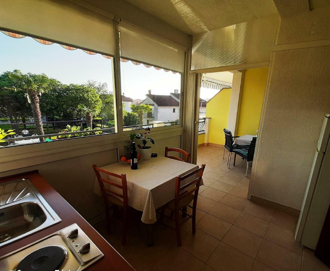Paradise Beach Apartments Rovinj Buitenkant foto